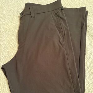 Men’s Lululemon Comission Pants